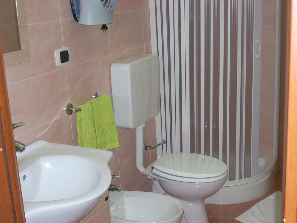 Eurelios Bed & Breakfast Adrano Phòng bức ảnh